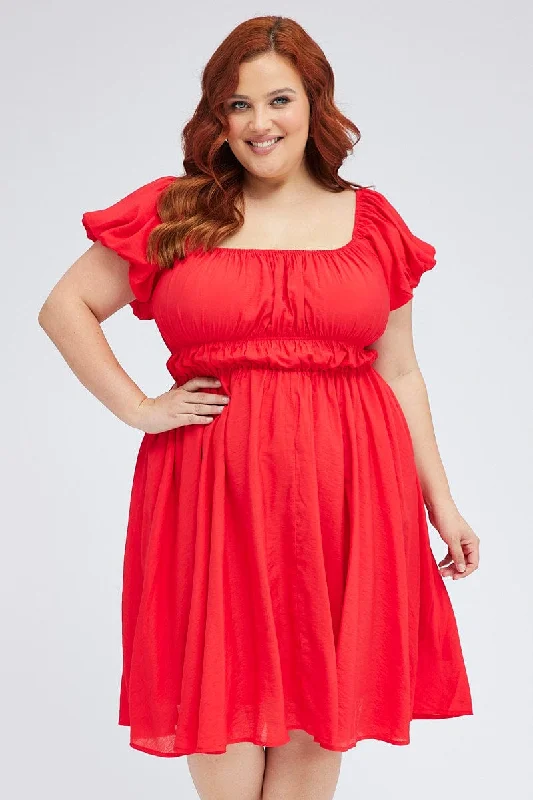 satin cocktail dress-Red Fit And Flare Dress Short Sleeve Ruched