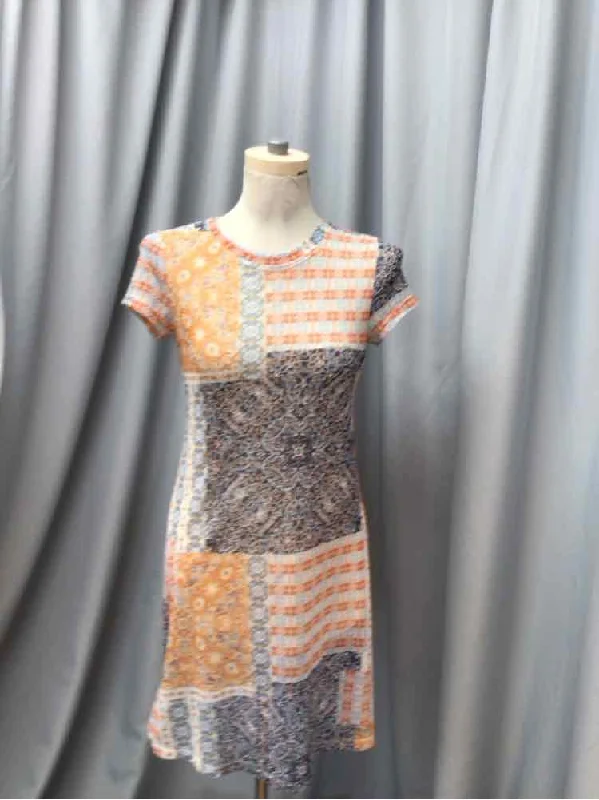 sleeveless casual dress-ALTARD STATE SIZE MEDIUM Ladies DRESS