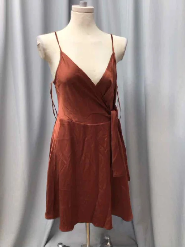 cold shoulder maxi dress-EXPRESS SIZE MEDIUM Ladies DRESS