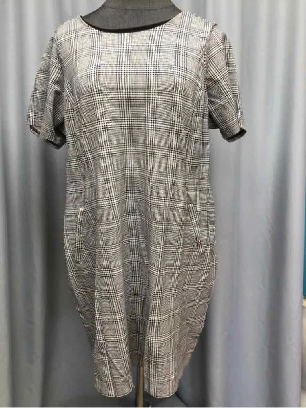 high low dress-LANDS END SIZE 26 Ladies DRESS