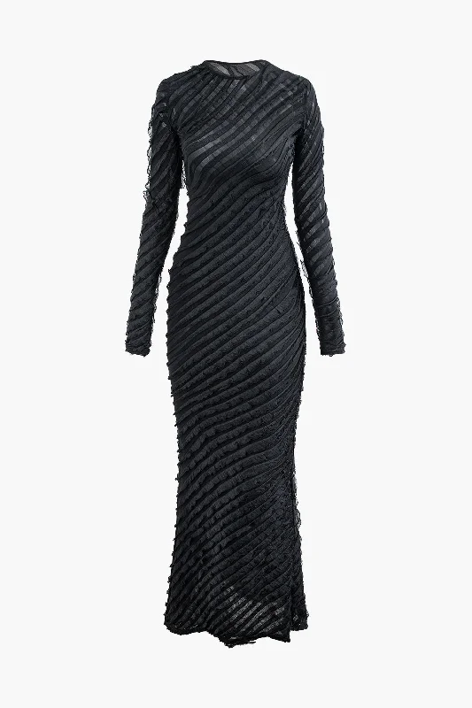 long sleeve evening dress-Textured Round Neck Long Sleeve Maxi Dress