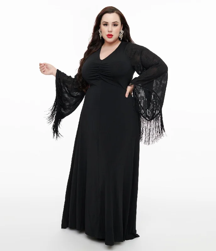 casual cocktail dress-Smak Parlour Plus Size 1970s Black Floral Fringe Sleeve Maxi Dress