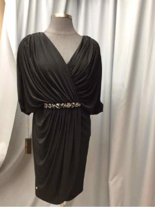 satin formal dress-TADASHI SHOJI SIZE 2 X Ladies DRESS